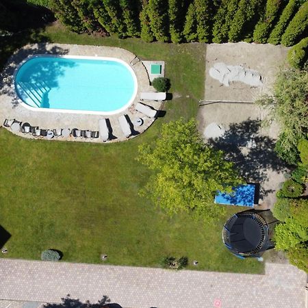 Kuenszler Apartmanhaz Zamárdi Екстериор снимка