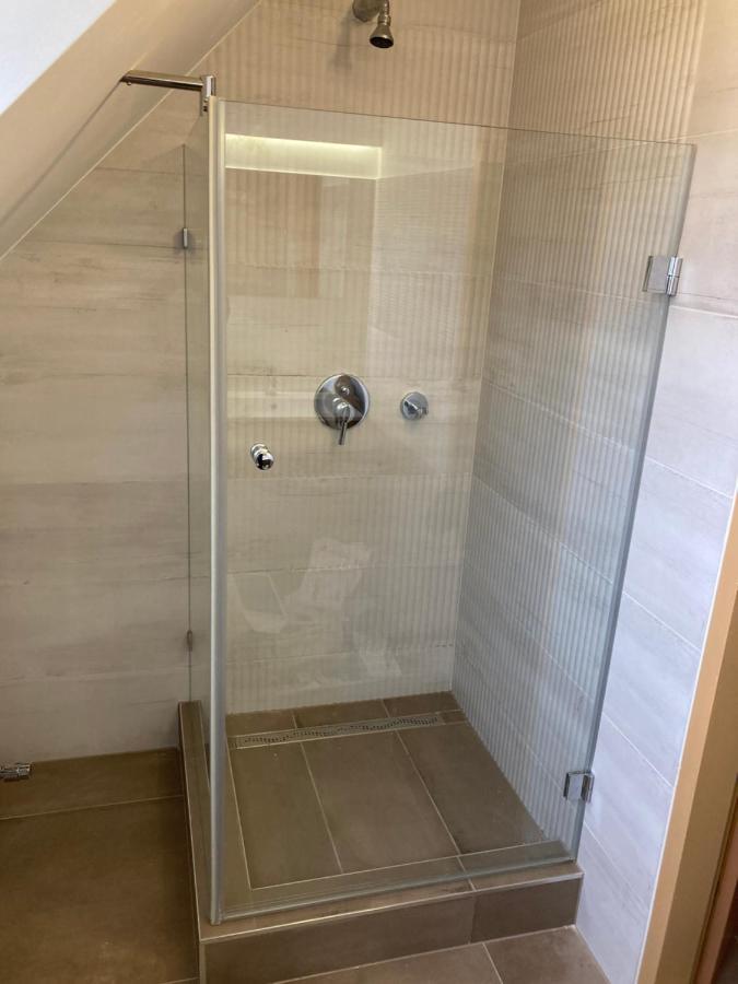 Kuenszler Apartmanhaz Zamárdi Екстериор снимка